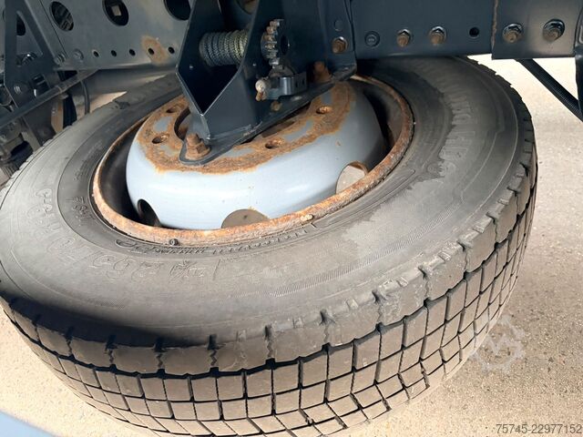 Samochód ciężarowy typu furgon MERCEDES-BENZ ATEGO 1224 / 8,60M KOFFER / LBW / KAMERA