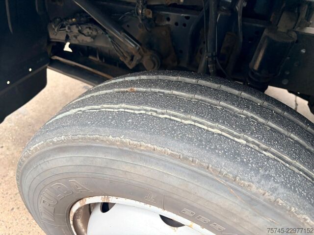 Samochód ciężarowy typu furgon MERCEDES-BENZ ATEGO 1224 / 8,60M KOFFER / LBW / KAMERA