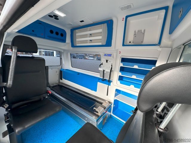 Feuerwehrfahrzeug VOLKSWAGEN T6 RTW/KTW lang Ambulanz Mobile Hornis