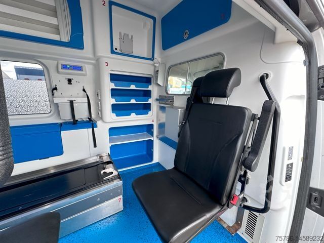 Feuerwehrfahrzeug VOLKSWAGEN T6 RTW/KTW lang Ambulanz Mobile Hornis