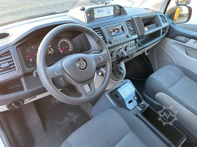 Feuerwehrfahrzeug VOLKSWAGEN T6 RTW/KTW lang Ambulanz Mobile Hornis