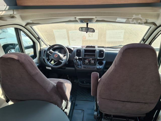 Ημιενσωματωμένο αυτοκινούμενο τροχόσπιτο LAIKA Kosmo L 409 Markise,Solar, LI Batterie