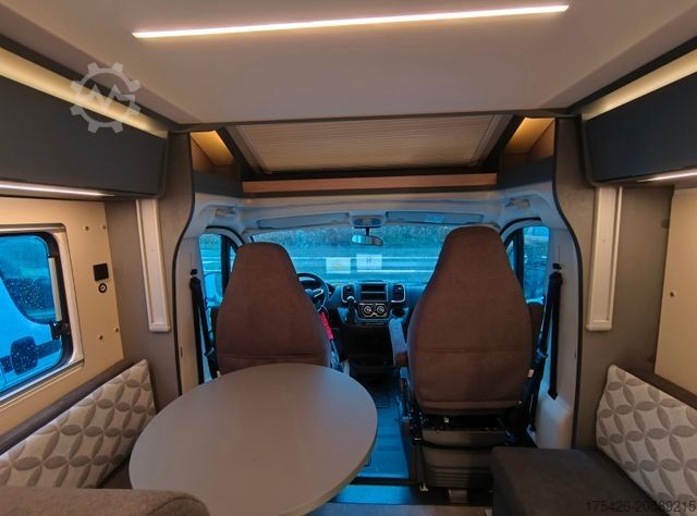 Yarı entegre karavan LAIKA Kosmo L 319 -Hubbett/Komfort-Paket/uvm.