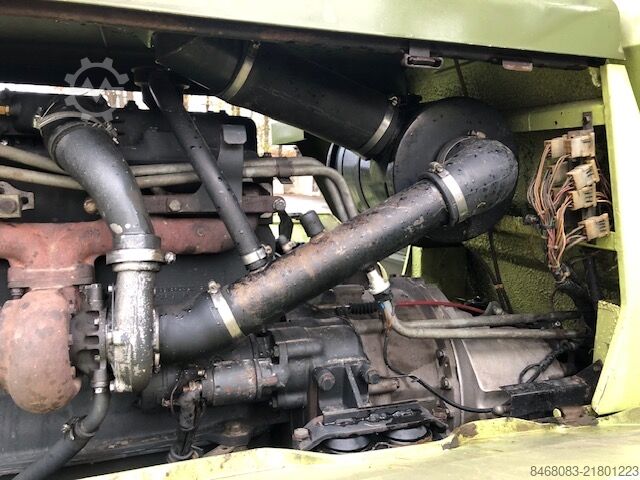 τρακτέρ Daimler-Benz MB 1300