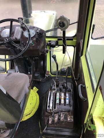 τρακτέρ Daimler-Benz MB 1300