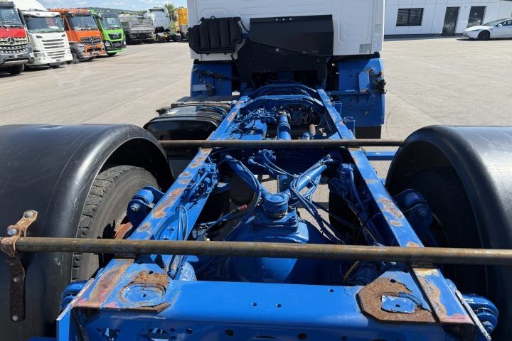 Vrachtwagenchassis MAN LE 14.280 Fahrgestell  / Swiss-Vehicle