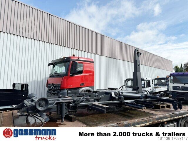 Kanca kasalı yük kamyonu (roll-off) 20-47 S