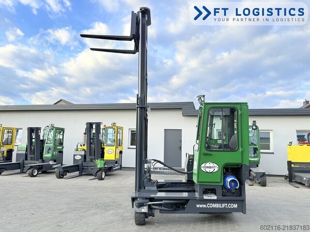 Dört yollu forklift Combilift C4000 GAS DUPLEX 4100 FREE-LIFT CABIN