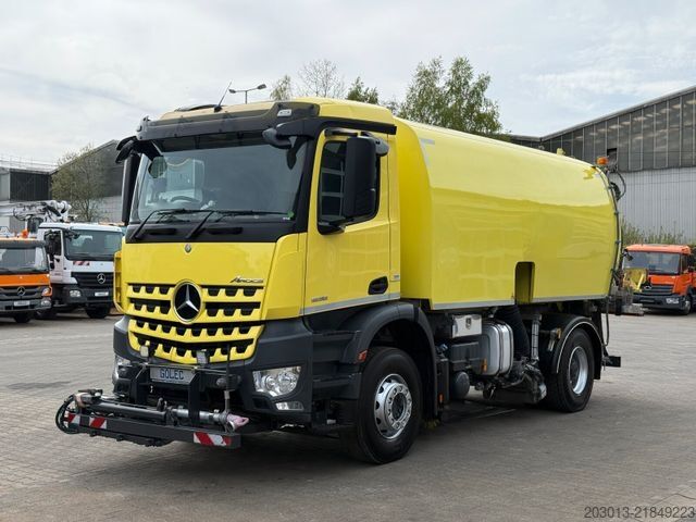 Veegmachine MERCEDES-BENZ 1836 Kehrmaschine Nothhelfer Kobit K8