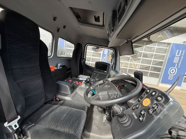 Silniční zametač MERCEDES-BENZ ATEGO 1323 Kehrmaschine Bucher Cityfant 6000