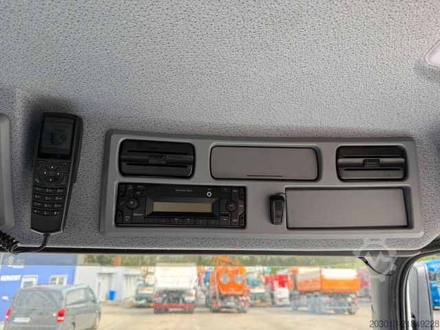 Silniční zametač MERCEDES-BENZ ATEGO 1323 Kehrmaschine Bucher Cityfant 6000