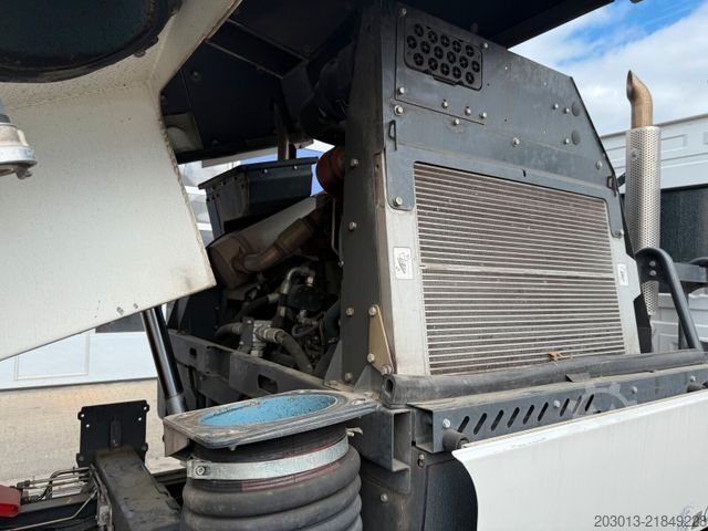 Silniční zametač MERCEDES-BENZ ATEGO 1323 Kehrmaschine Bucher Cityfant 6000