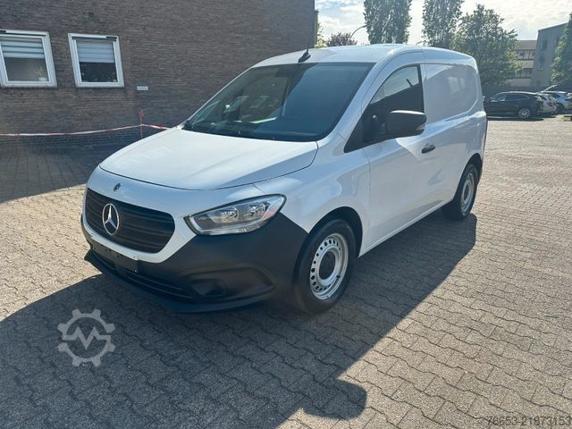 Furgone MERCEDES-BENZ Citan 110 CDI Automatik* Klima* Kamera* Navi *