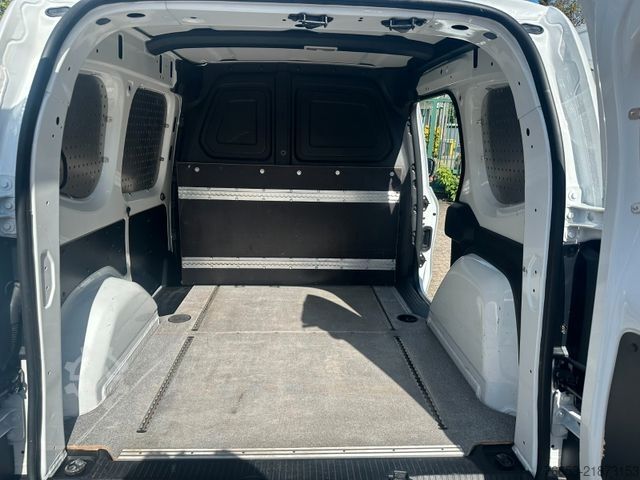 Furgone MERCEDES-BENZ Citan 110 CDI Automatik* Klima* Kamera* Navi *