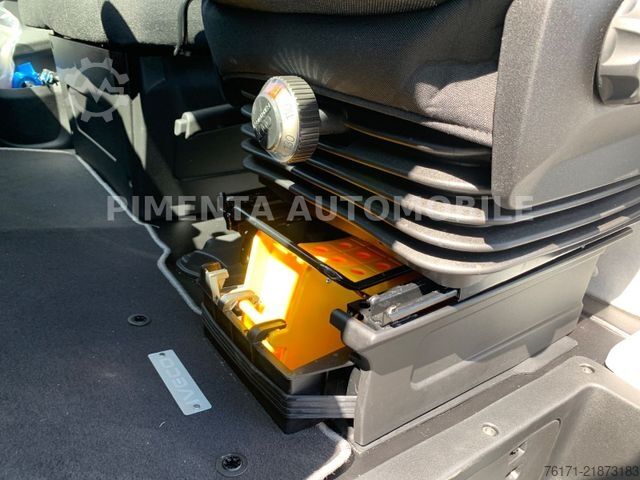 Izotermiczny van chłodnia IVECO Daily 70C18A8P AUT LUF TK 2,46m BR LED KLIMA NAV