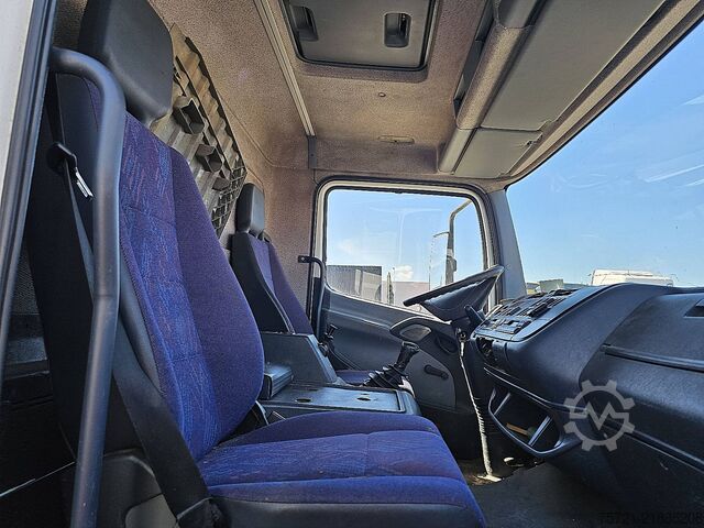 Gesloten bak MERCEDES-BENZ ATEGO 818