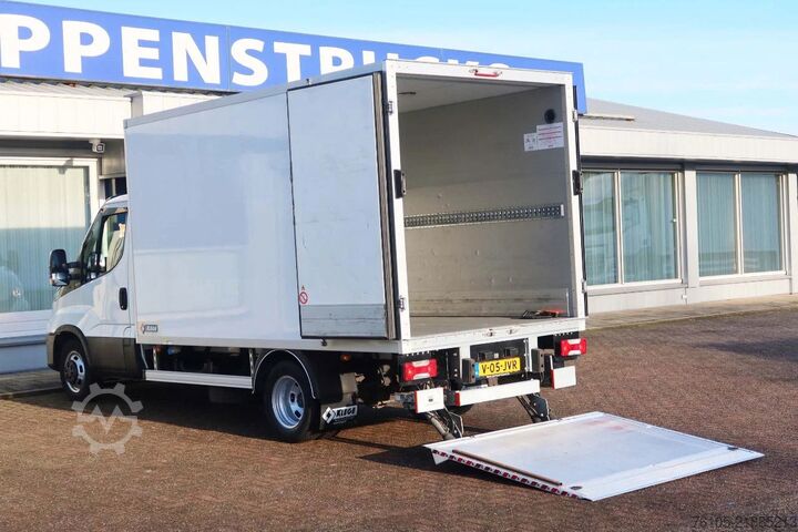 Gekoelde koffer Iveco Daily 35C16 Carrier Xarios 350 Koel+Vries+verwa...