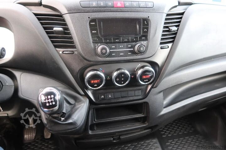 Gekoelde koffer Iveco Daily 35C16 Carrier Xarios 350 Koel+Vries+verwa...