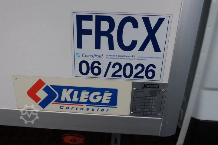 Gekoelde koffer Iveco Daily 35C16 Carrier Xarios 350 Koel+Vries+verwa...