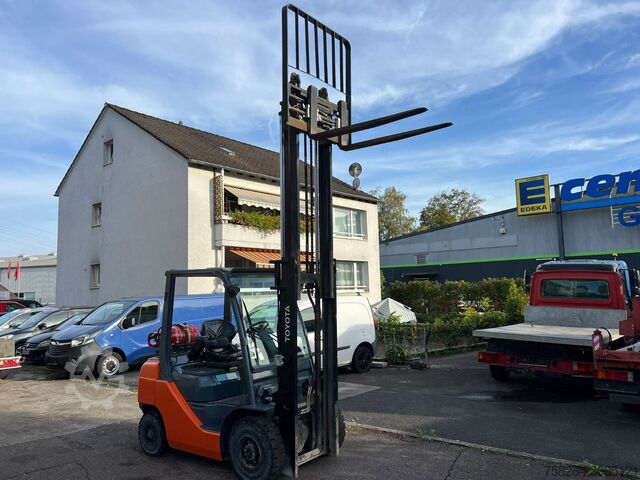 Voorlader vorkheftruck TOYOTA Tonero 02-8FGF25*2,5T*Zinkverstell*3 Meter*2019*