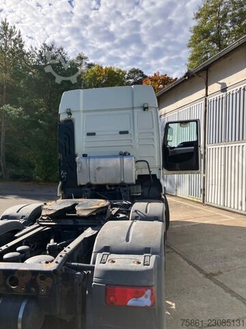 Camion poids lourd MAN 26.480