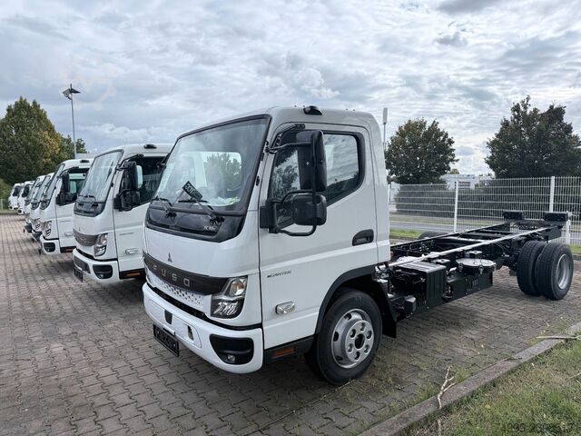 Kamyon şasisi FUSO E- Canter 9C18e Fahrgestell 3400mm