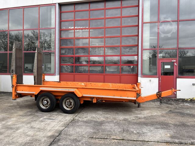 Remorque porte-engins surbaissée  tt  Tandemtieflader