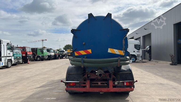 Volvo FL 6-18 (MANUAL PUMP / FULL STEEL / LAMES / 11000 LITER) EL25522 Volvo FL 6-18 (MANUAL PUMP / FULL STEEL / LAMES / 110...
