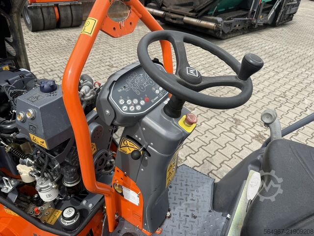 Tandem silindir Hamm HD8VV Tandemwalze 14,8 kW