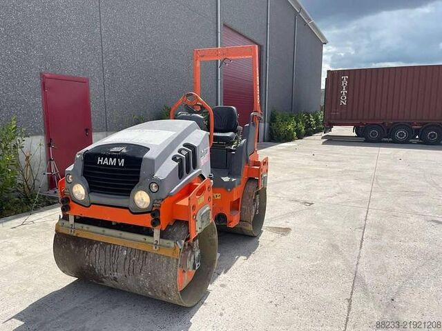 Tandemrol Hamm HD12 VV