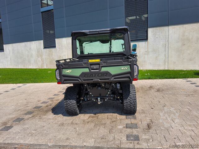 Tugger John Deere Gator XUV875M