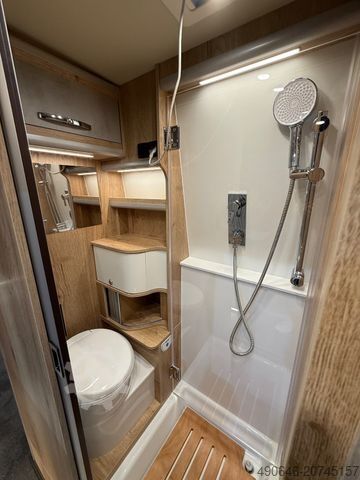 Camping-car MEGAMOBIL Mega Lounge 680 S Twin Best Luxury Campervan