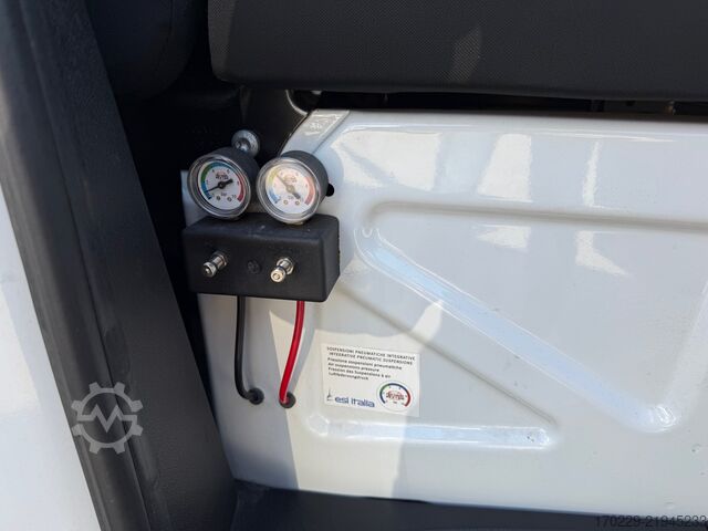 Vending van Mercedes-Benz sprinter 416 cdi