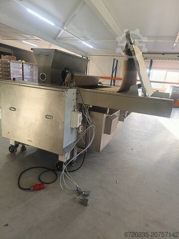 Máquina de moldar e encher meincke 2109