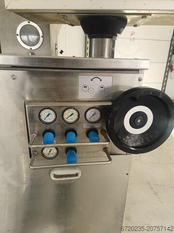 Máquina de moldar e encher meincke 2109