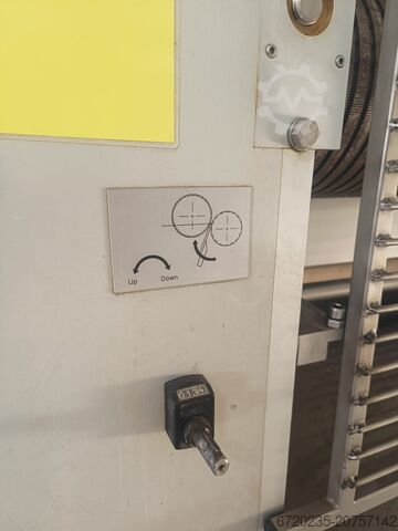 Máquina de moldar e encher meincke 2109