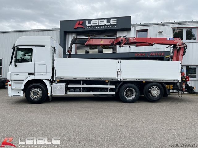 Camião de plataforma MERCEDES-BENZ 2546*MP3*6x2*Euro5*HMF 2000L*Baustoff*Lift/Lenk*