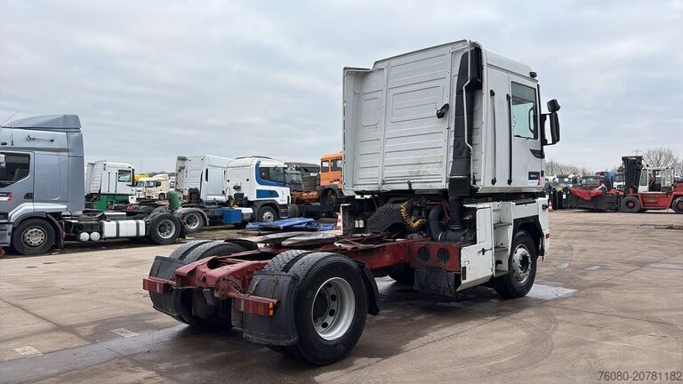 Estándar-SZM Renault Magnum 430 (POMPE MANUELLE / MANUAL PUMP / MANU...