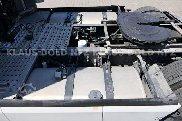 Standard nyergesvontató VOLVO FH 460 Globetro I-Shift 2 XL Tanks Euro 6