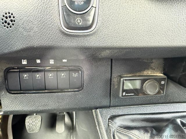 Furgon MERCEDES-BENZ Sprinter 516 CDI Kasten Hochdach