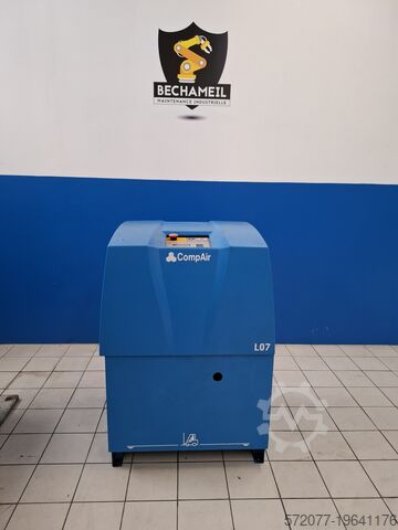 Compressor de parafuso CompAir L07-7.5