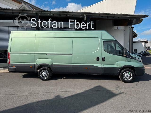 Karavan sa visokim krovom Iveco Daily 35S18 HA8 3.0L *R4.100mm*Automatik*AHK*LED