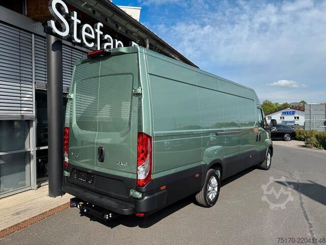 Karavan sa visokim krovom Iveco Daily 35S18 HA8 3.0L *R4.100mm*Automatik*AHK*LED