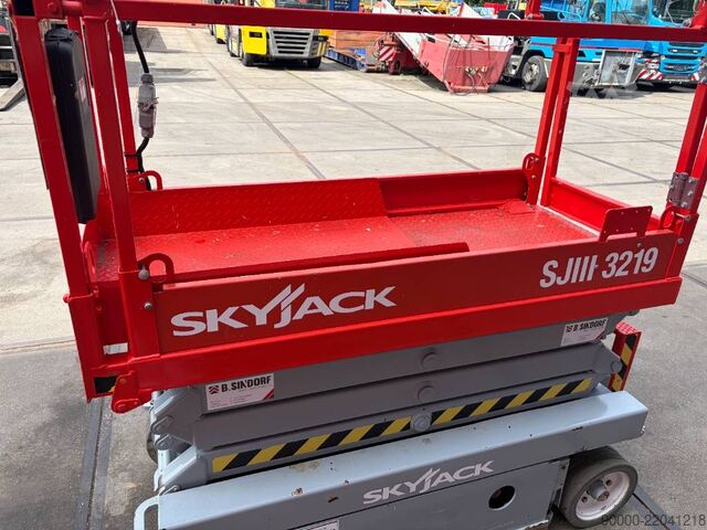 Nůžkový výtah SkyJack SJ III 3219 7,8m Schaarhoogwerker/scissor