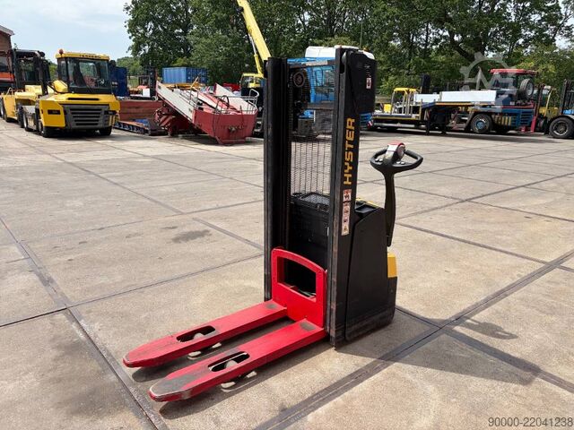 Vysokozdvižný vozík Hyster S 1.0 1000kg Stapelaar