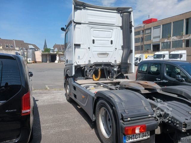 Standard nyergesvontató MERCEDES-BENZ Actros 1845 L