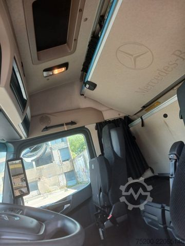 Standard nyergesvontató MERCEDES-BENZ Actros 1845 L