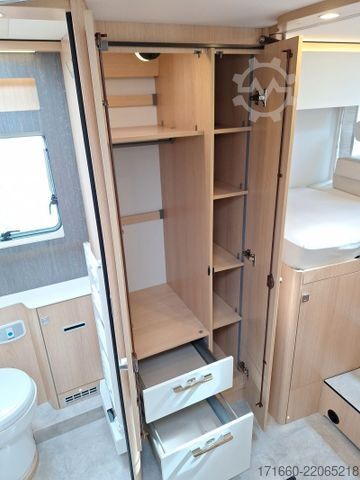 Ολοκληρωμένο αυτοκινούμενο τροχόσπιτο HYMER/ERIBA B-Klasse ML I BlackLine 880 5 Sitzplätze