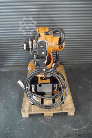 Industriella robotar KUKA KR16