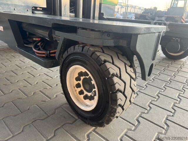 Vierwegvorkheftruck Combilift C5000 / 5500 mm / free lift